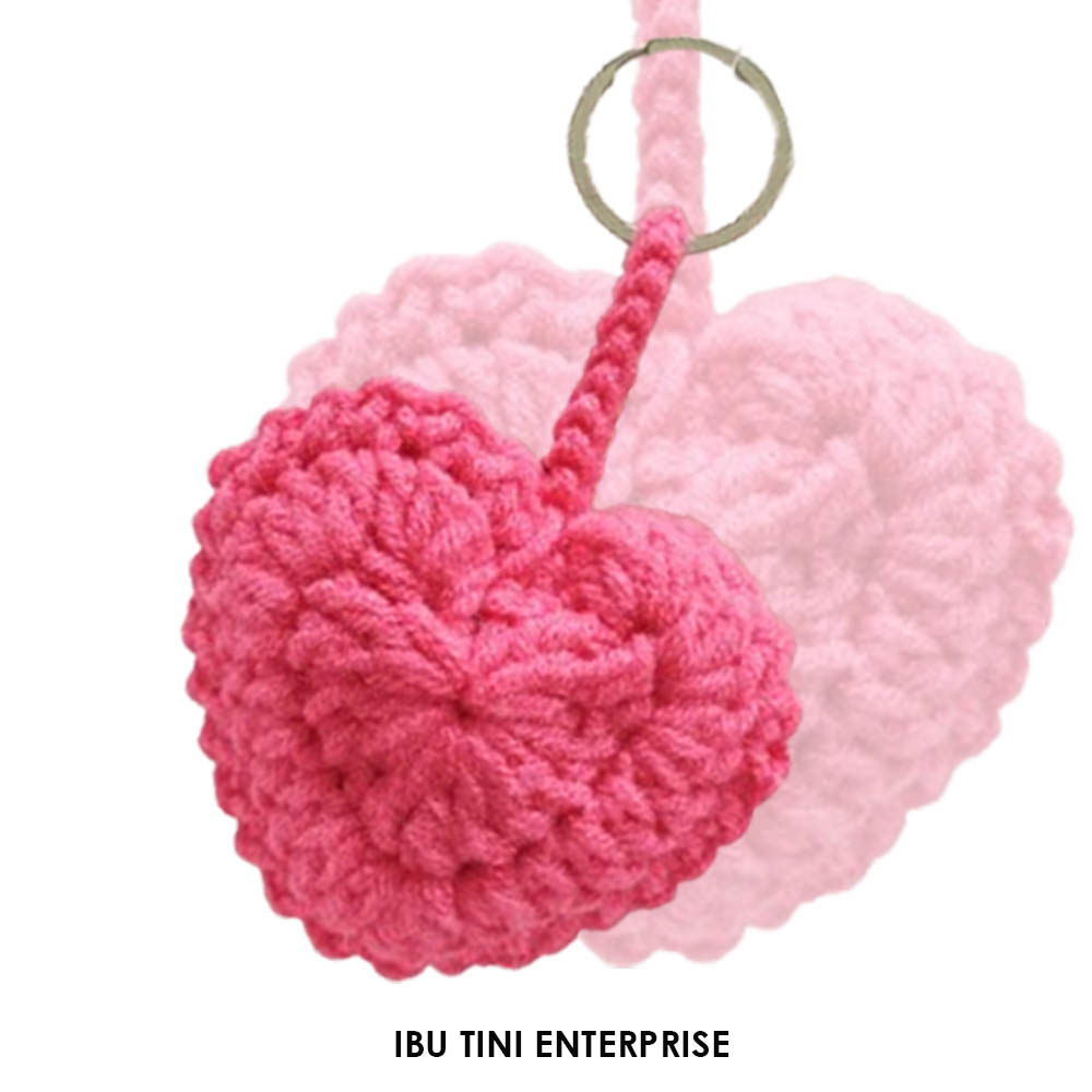 CROCHET KEYCHAIN - LOVE