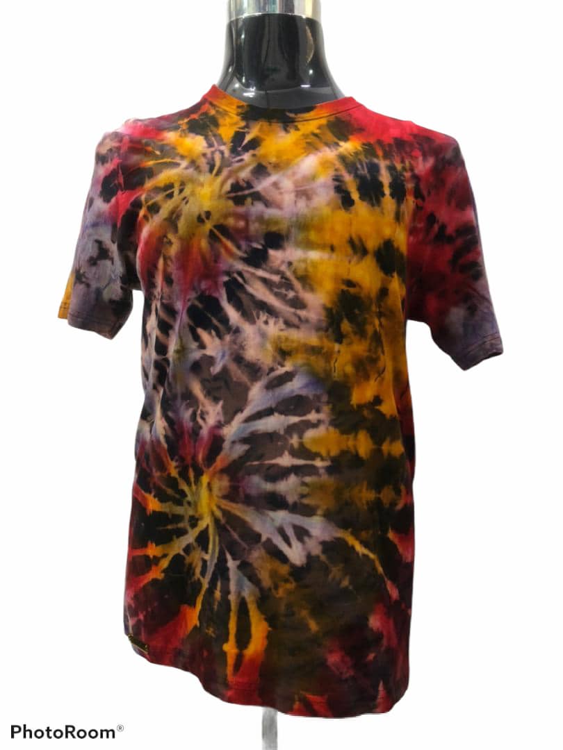 TSHIRT TIE DYE