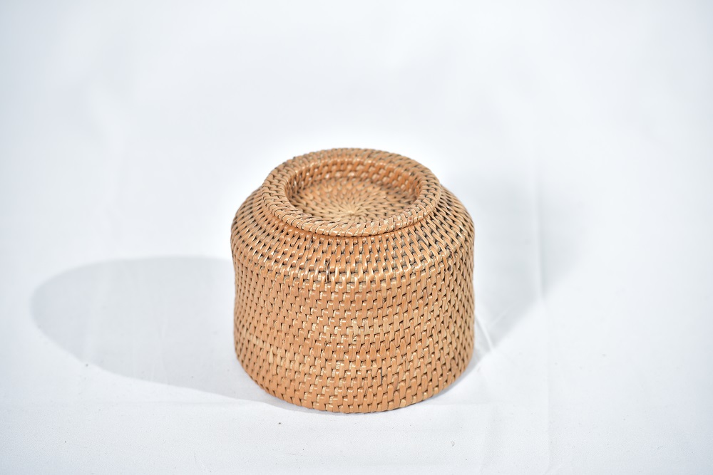 ANYAMAN RIBU-RIBU TINOMPOK