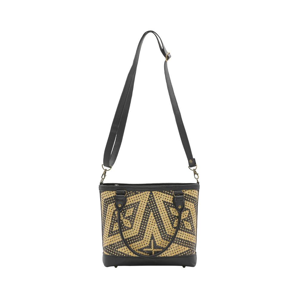 RATTAN WEAVING SLING BAG