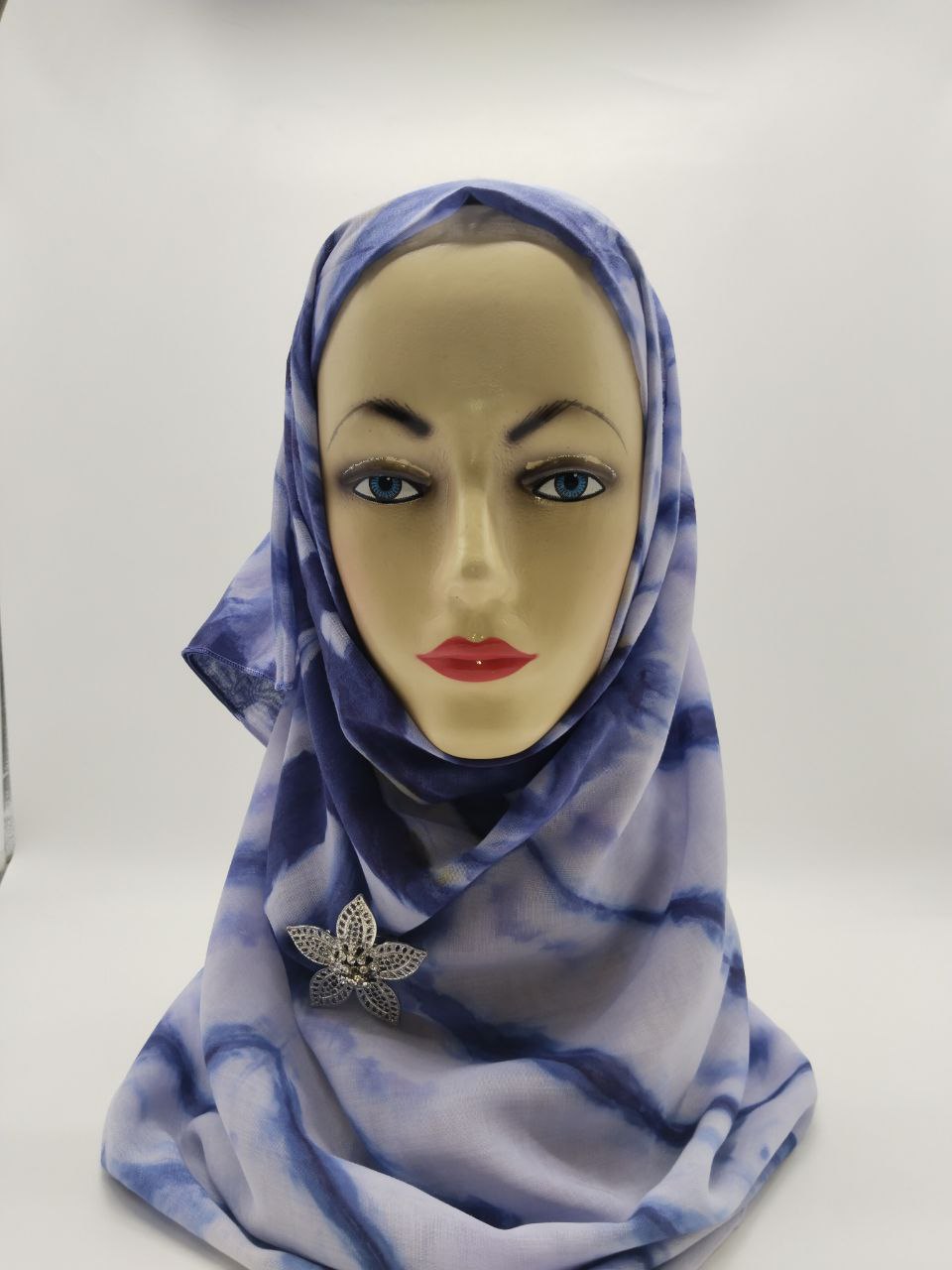 TIE-DYE BAWAL SCARF
