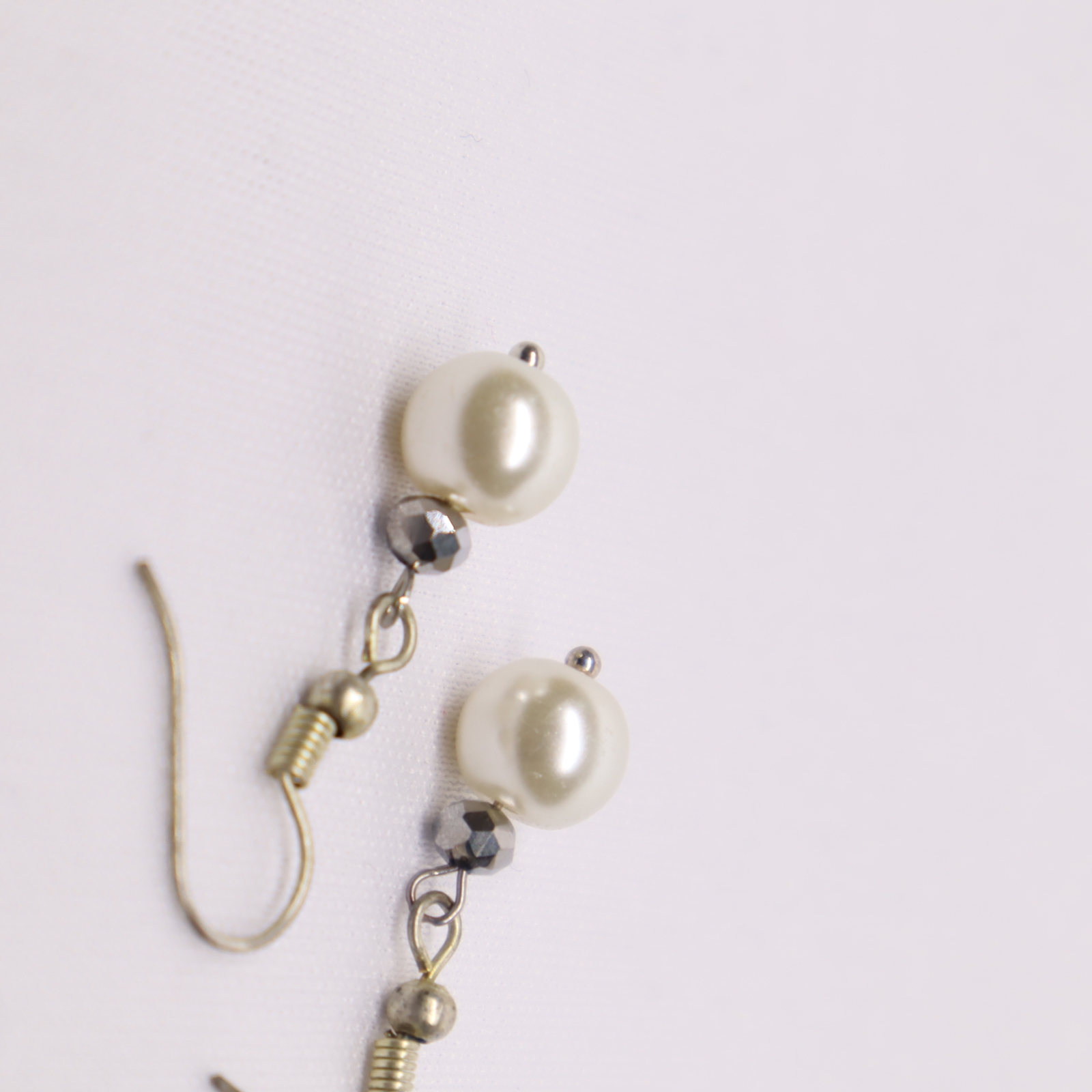 STONE EARRINGS