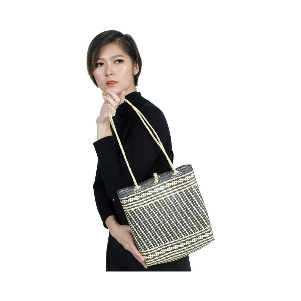 RATTAN WEAVING TOTE BAG (PIHAN SUTAK)