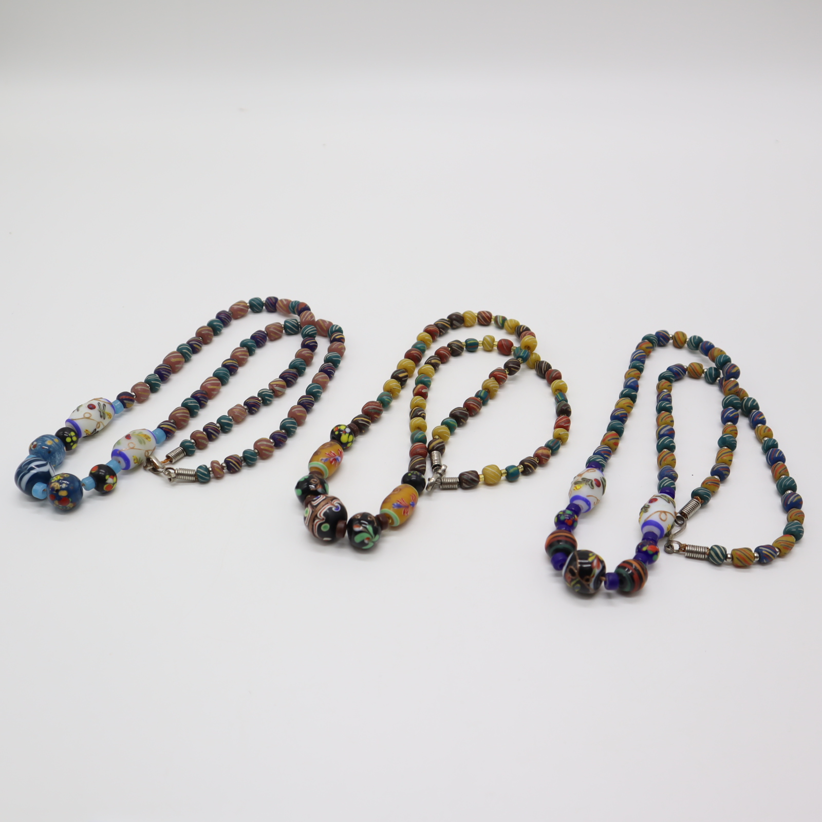 CLASSIC BEADS NECKLACE