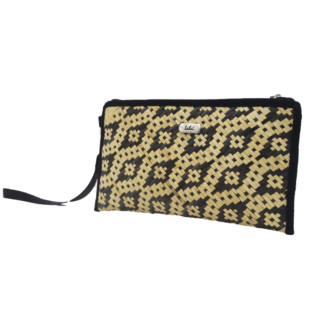 RATTAN WEAVING CLUTCH BAG