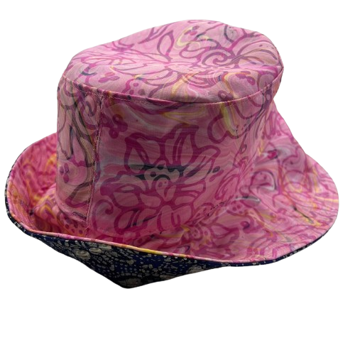 TOPI BATIK