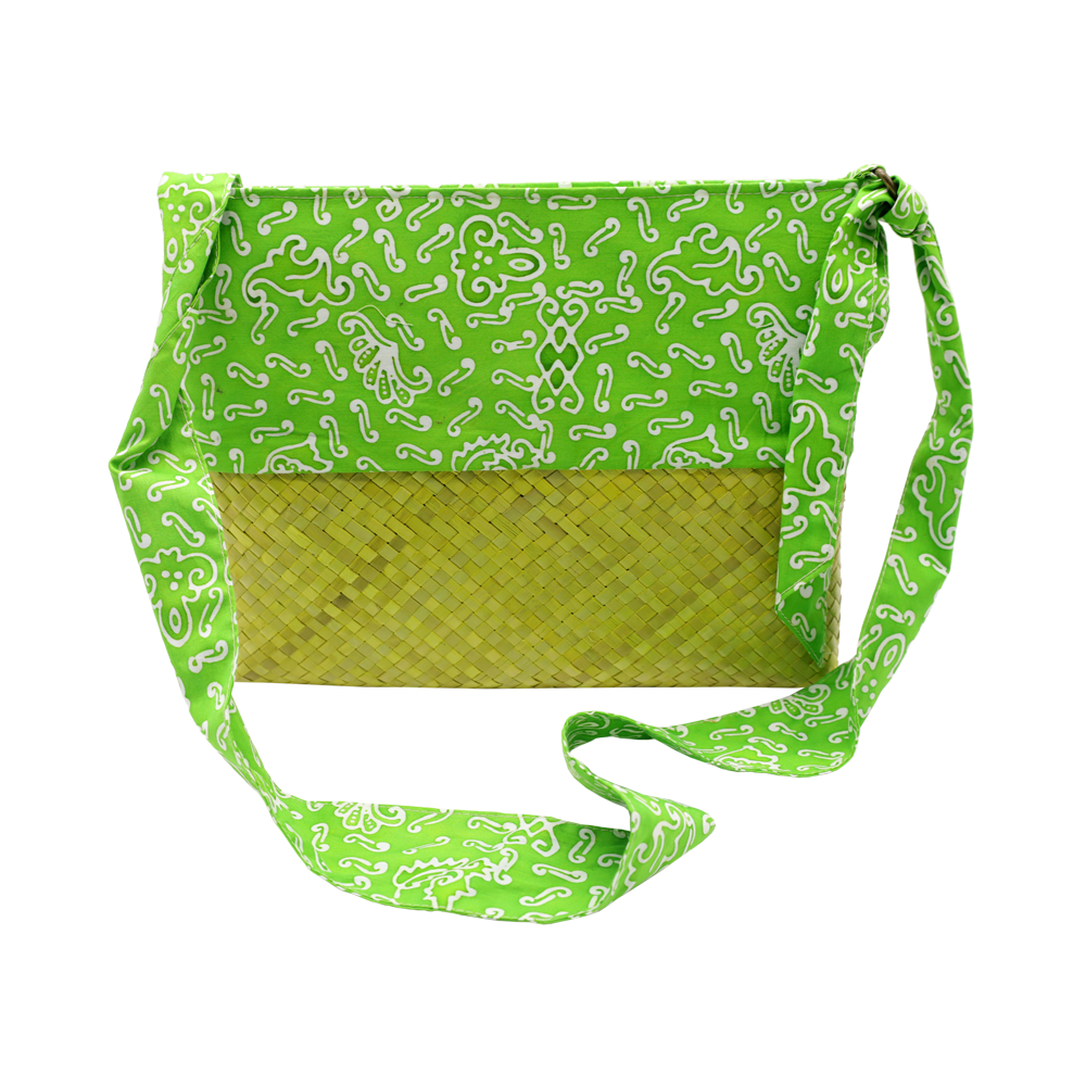 SLING BAG MENGKUANG WEAVING AND BATIK