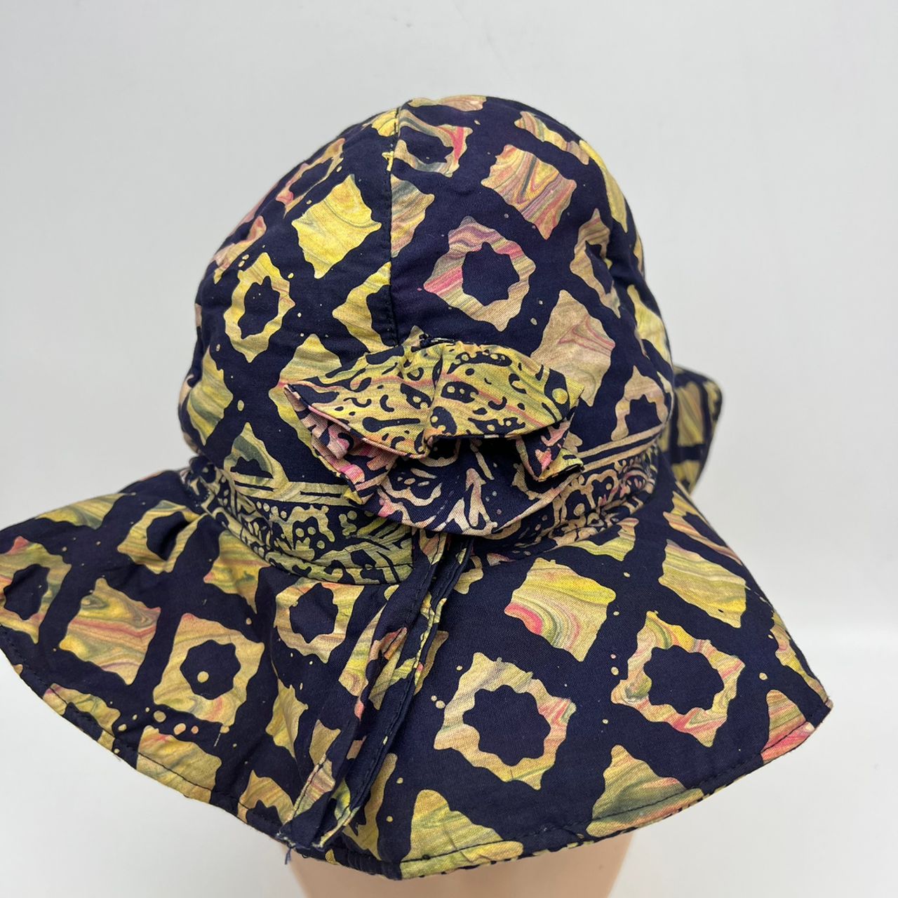 BATIK HAT