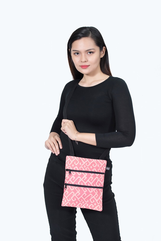 SLING BAG PINK