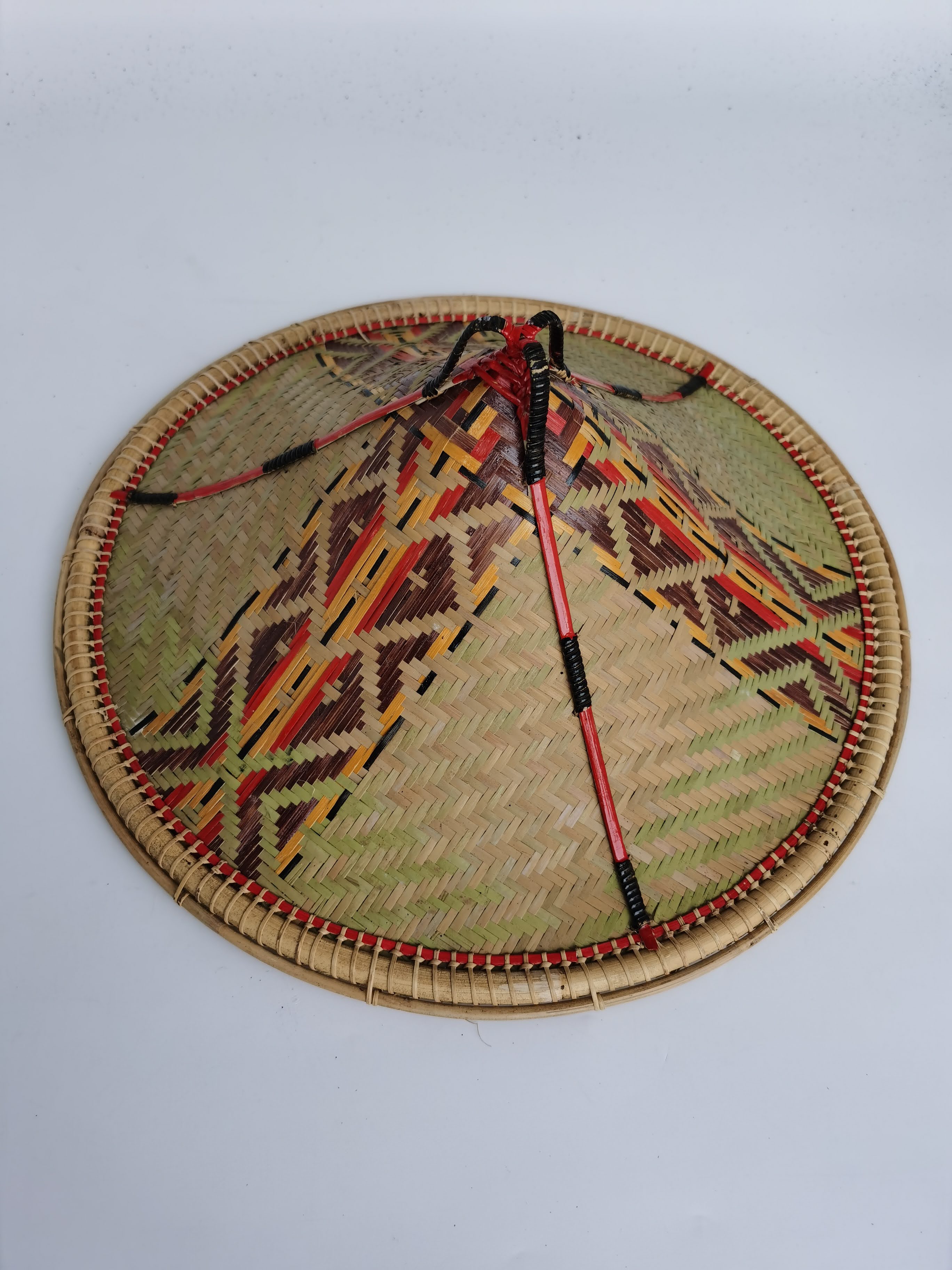 SIRUNG BLACK RED ( TRADITIONAL HAT)