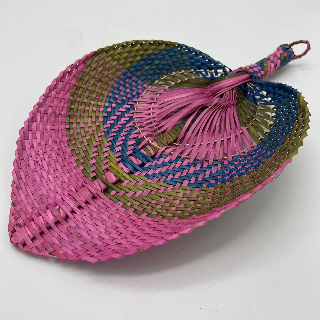 KIPAS ANYAMAN MENGKUANG