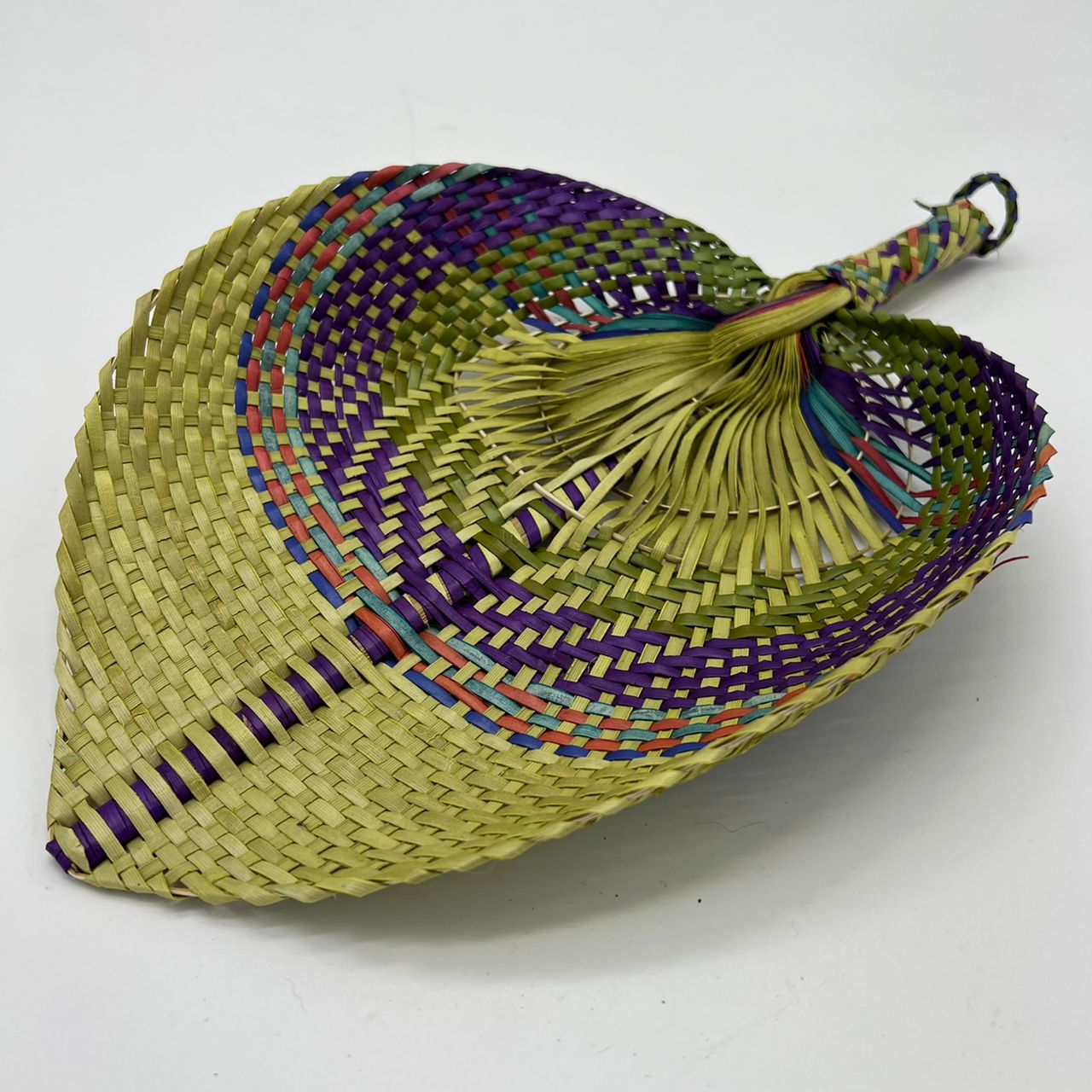 KIPAS ANYAMAN MENGKUANG