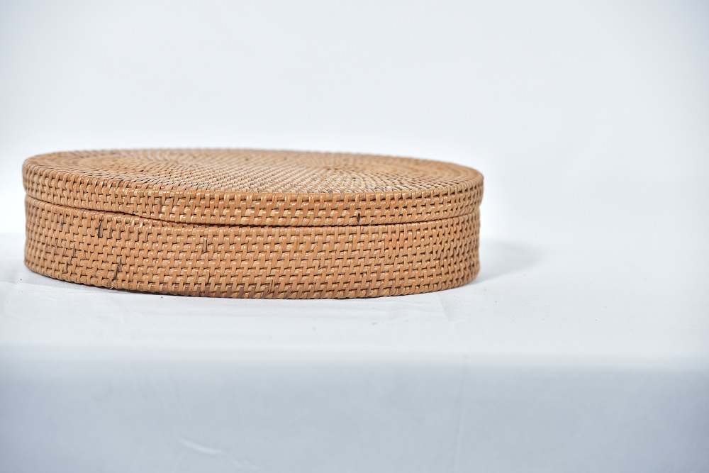 SELAPA ANYAMAN RIBU-RIBU