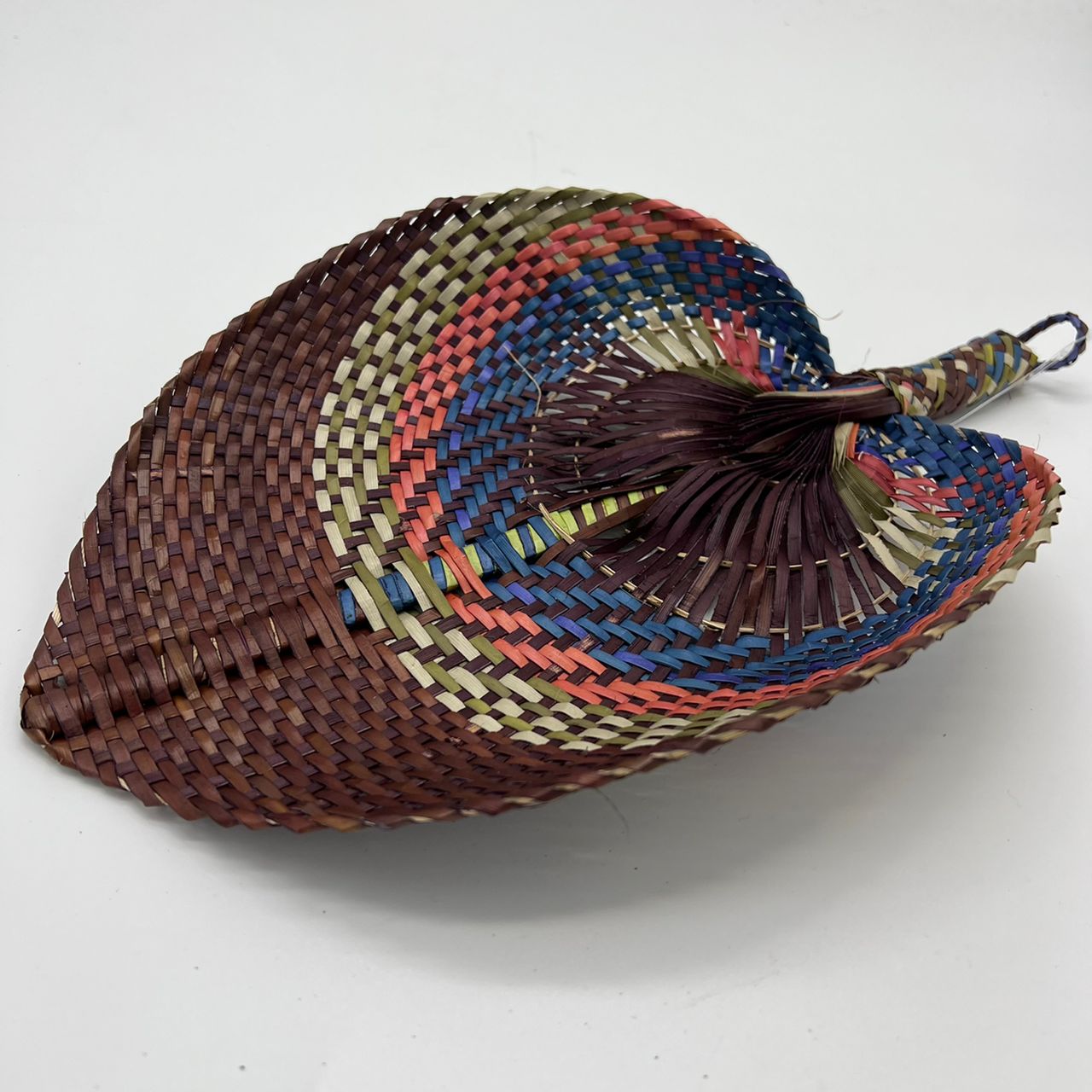 KIPAS ANYAMAN MENGKUANG