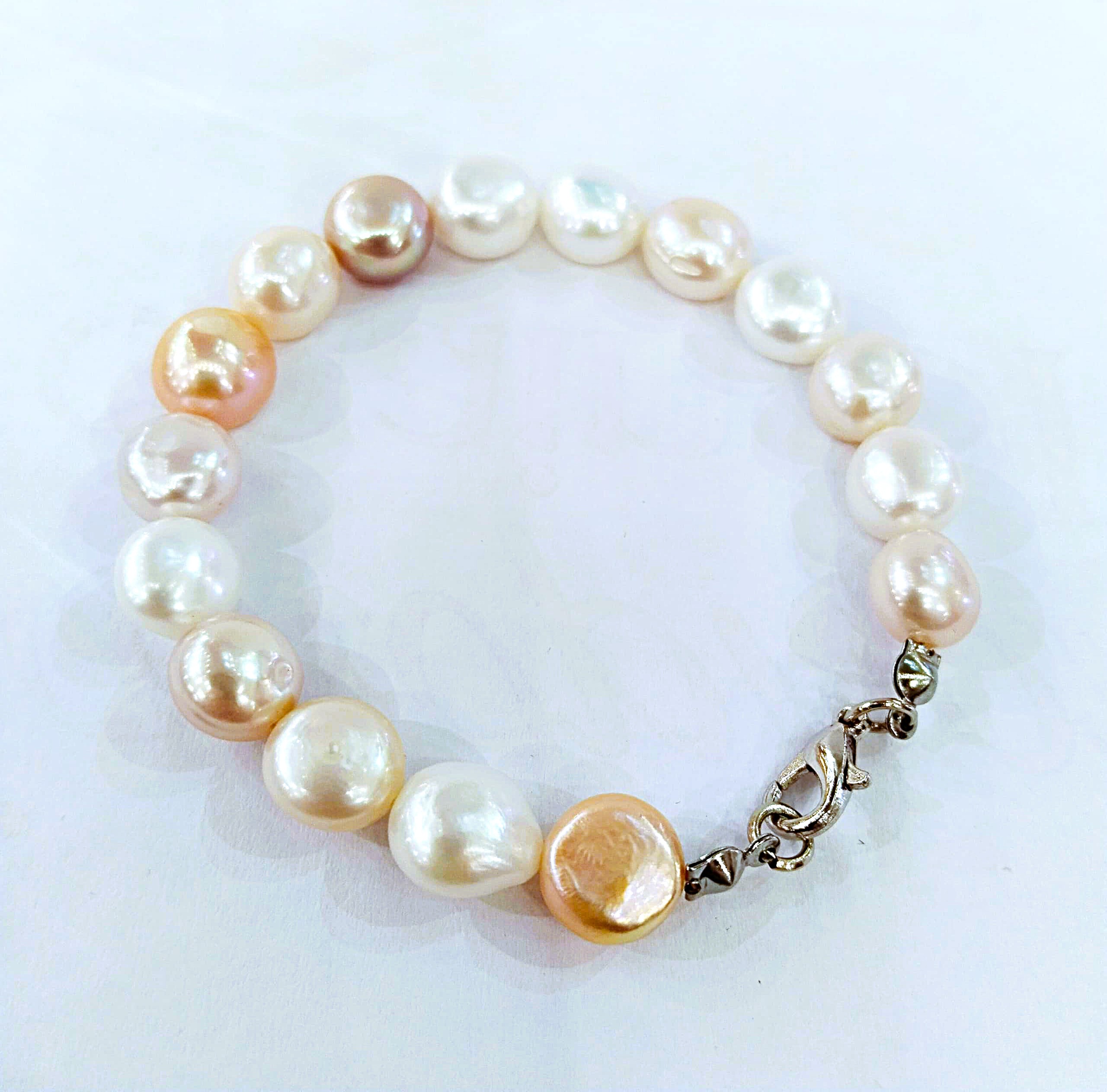 PEARLS  BRACELET