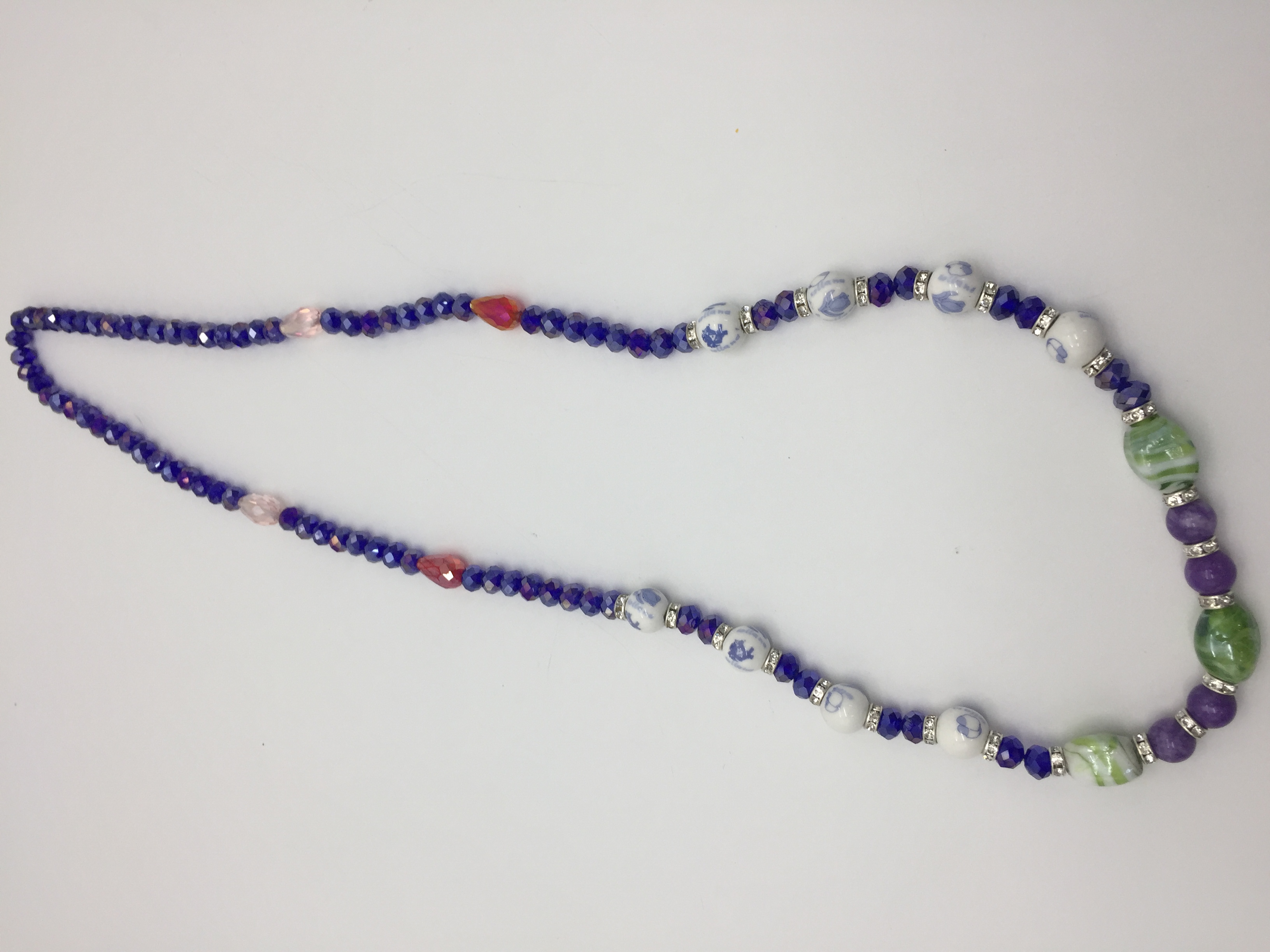 SERAMIC CRYSTAL NECKLACE