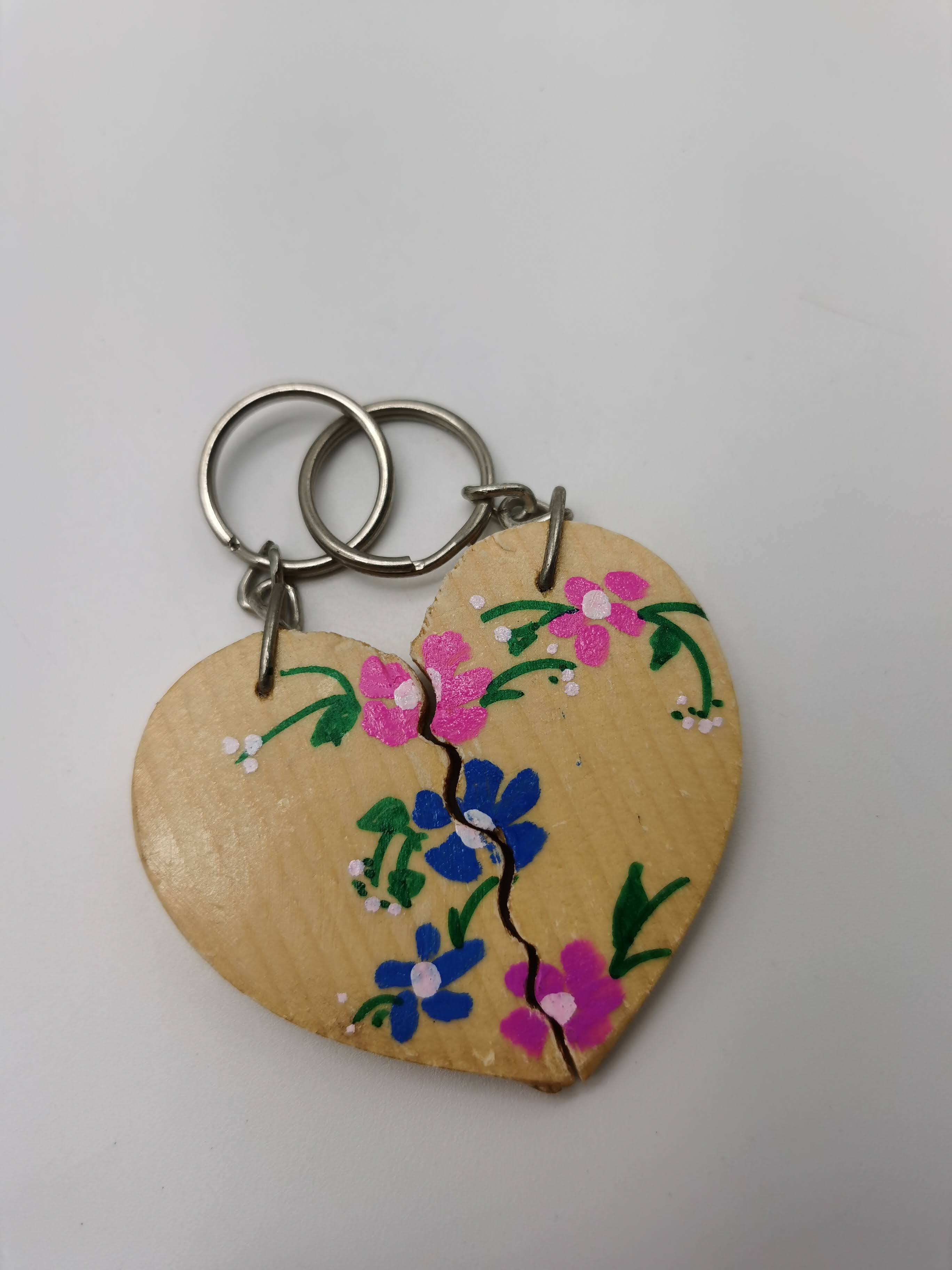 KEYCHAIN LOVE SET DENGAN DESIGN