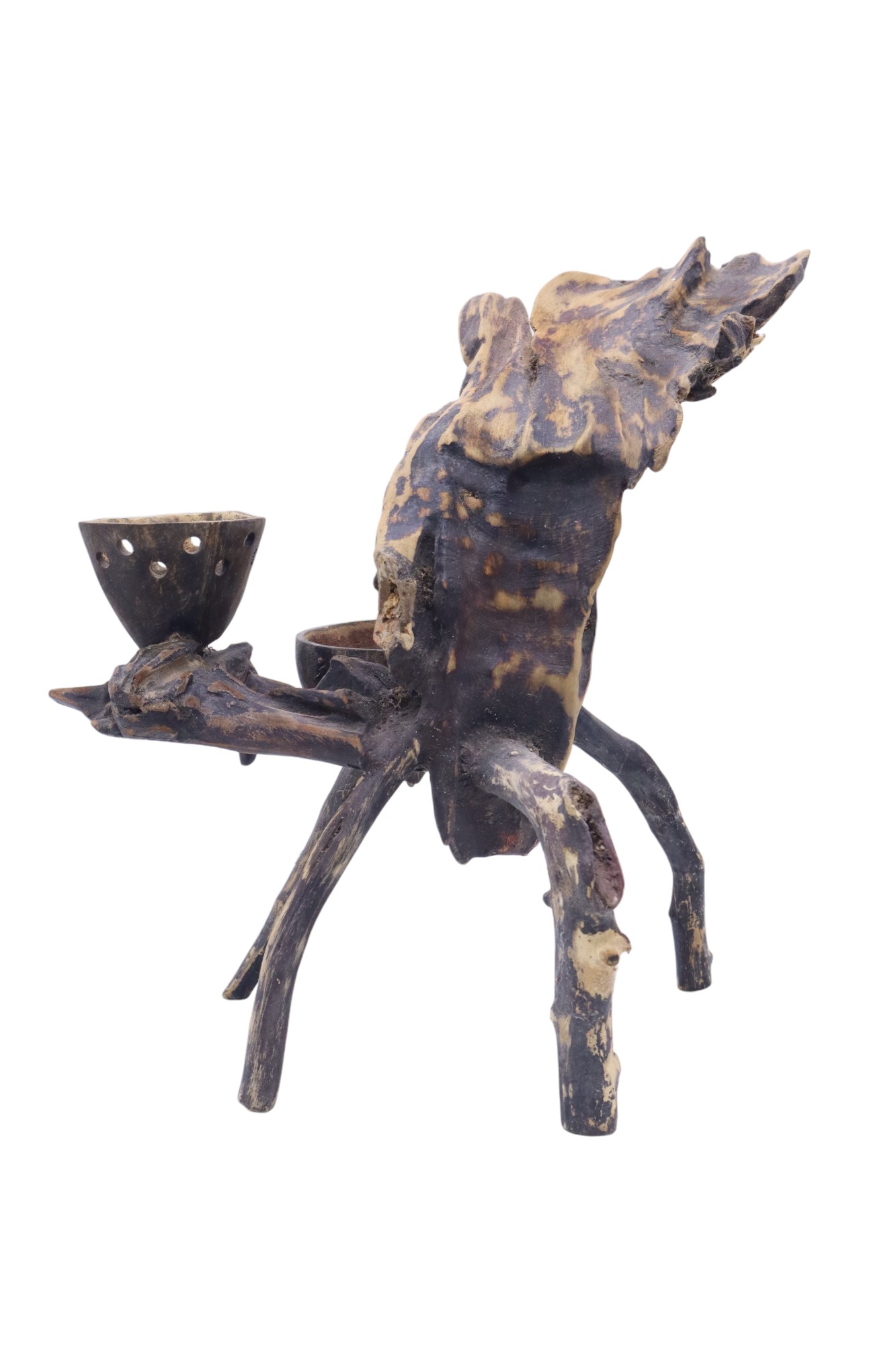 WOOD AND COCONUTSHELL DECO