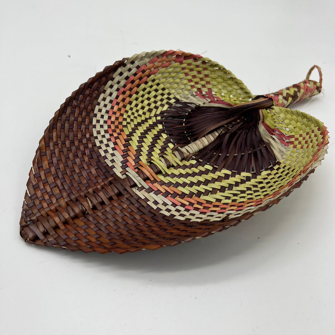 KIPAS ANYAMAN MENGKUANG