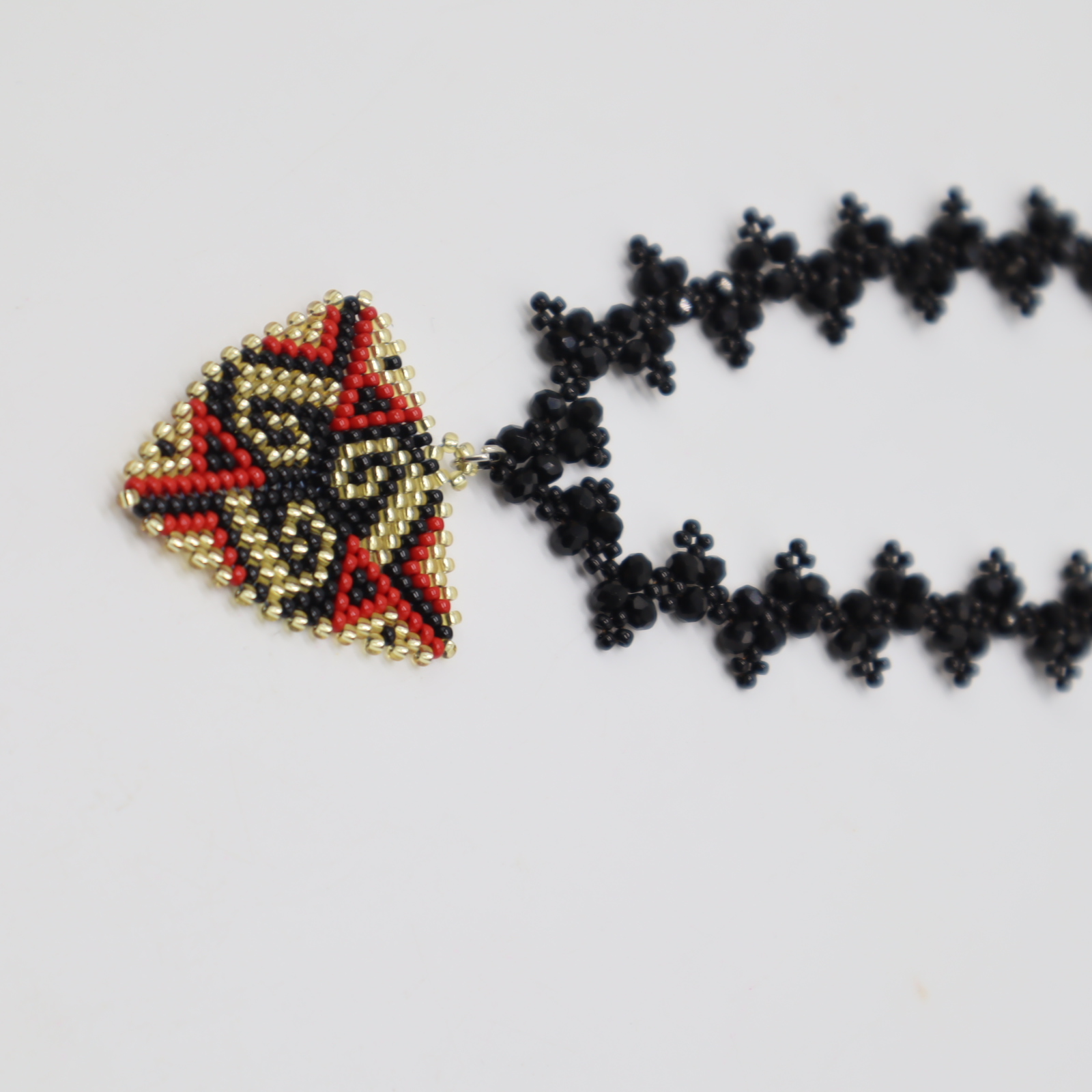 BEADED NECKLACE