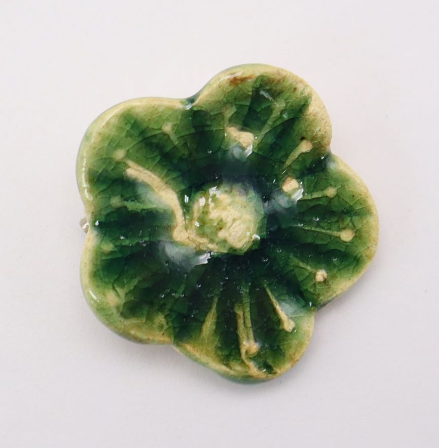CERAMIC BROOCH
