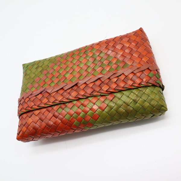 SUMPIT SARUNG ANYAMAN MENGKUANG