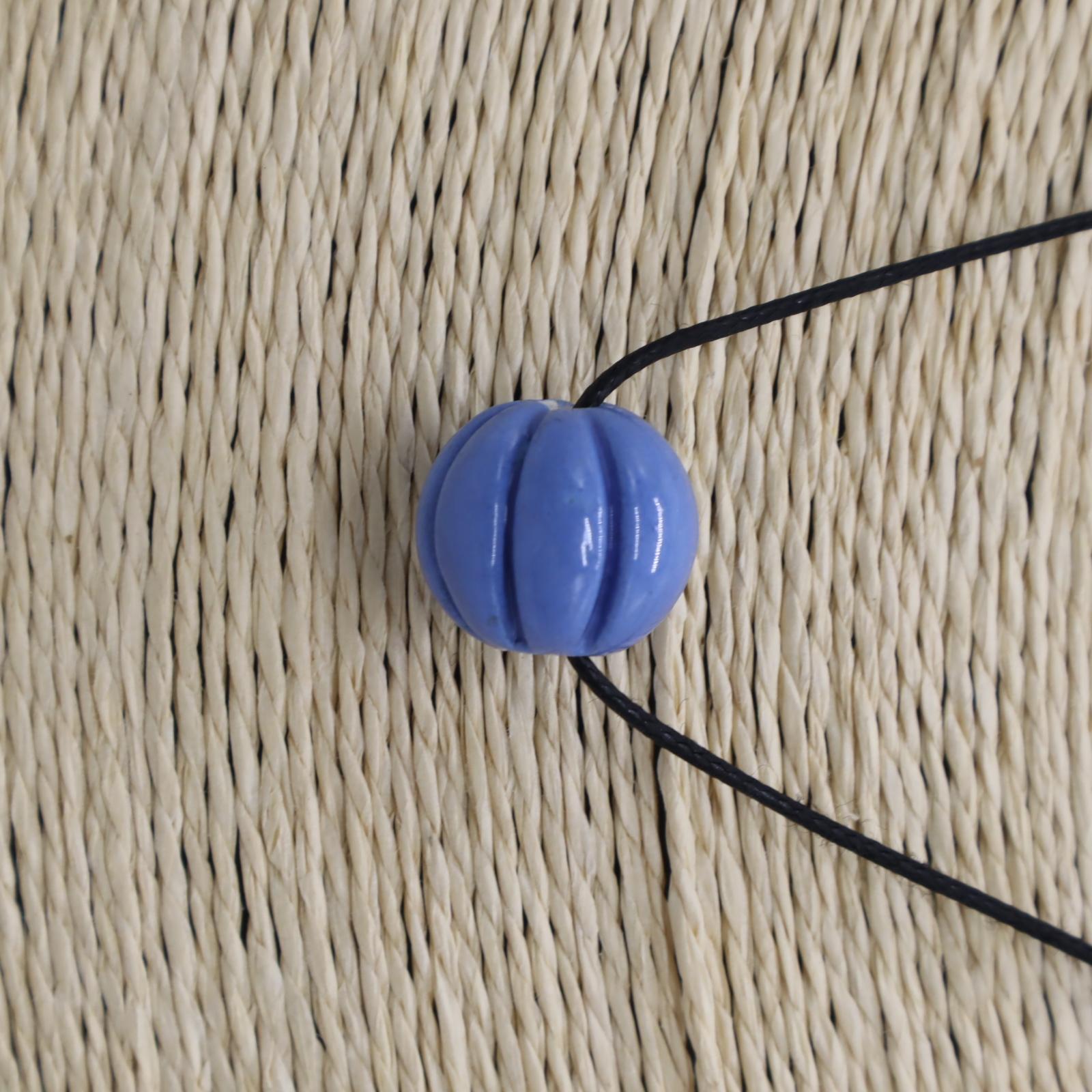 CERAMIC NECKLACE