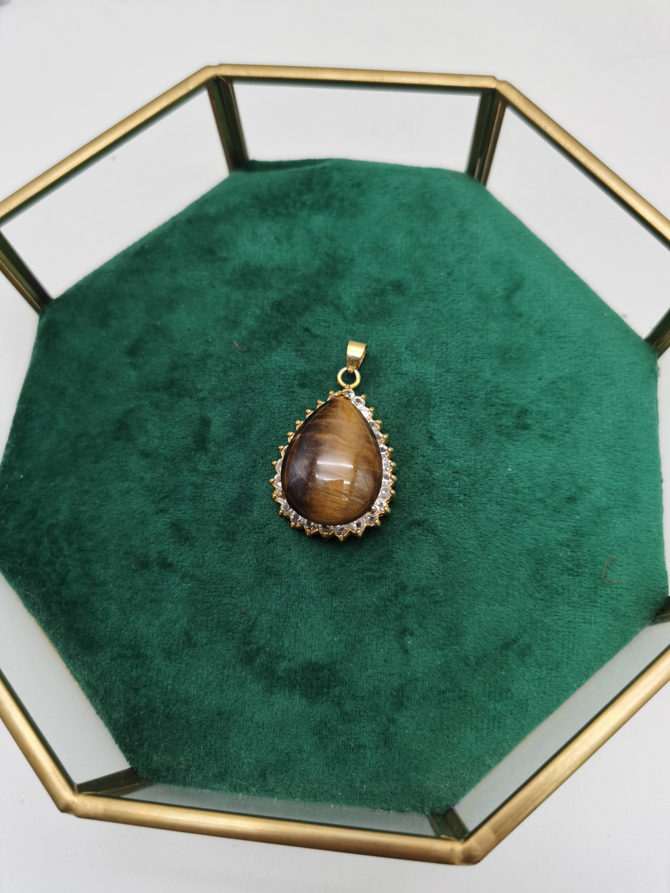 BUAH RANTAI TIGER EYES