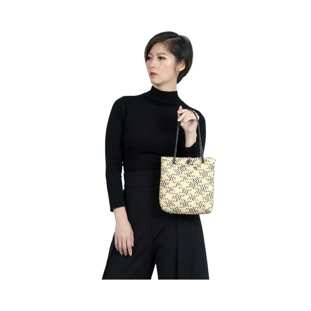 RATTAN WEAVING TOTE BAG (PIHAN SIIK)