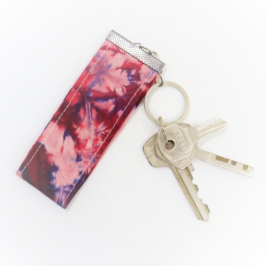 TIE & DYE BATIK KEY CHAIN