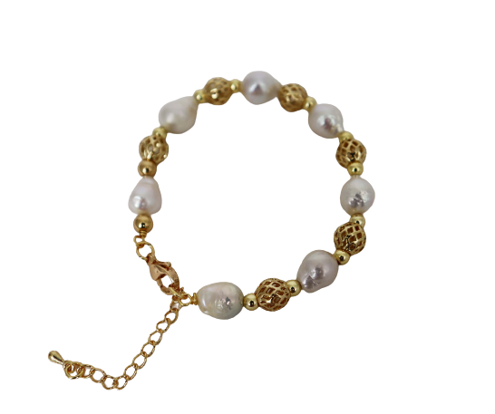 BAROQUE PEARL BANGLE