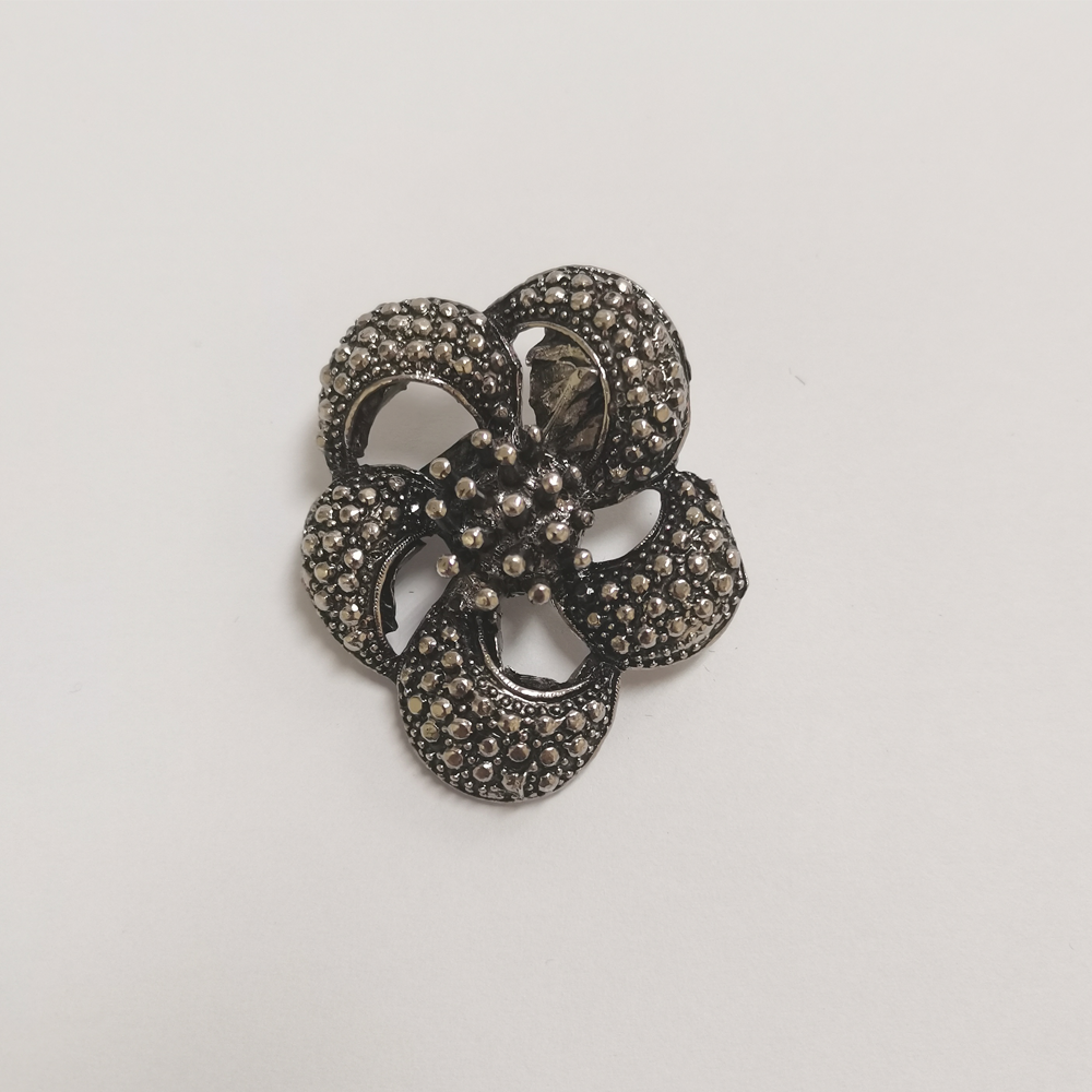 KERONGSANG KELOPAK 5