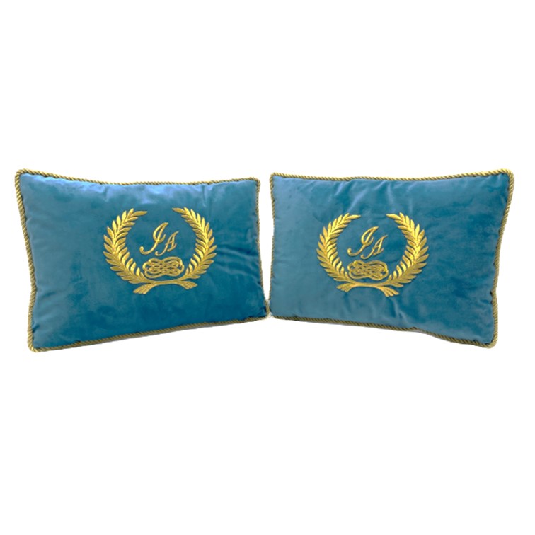 PRE ORDER : SET BANTAL KEPALA BAYI TEKATAN BENANG EMAS