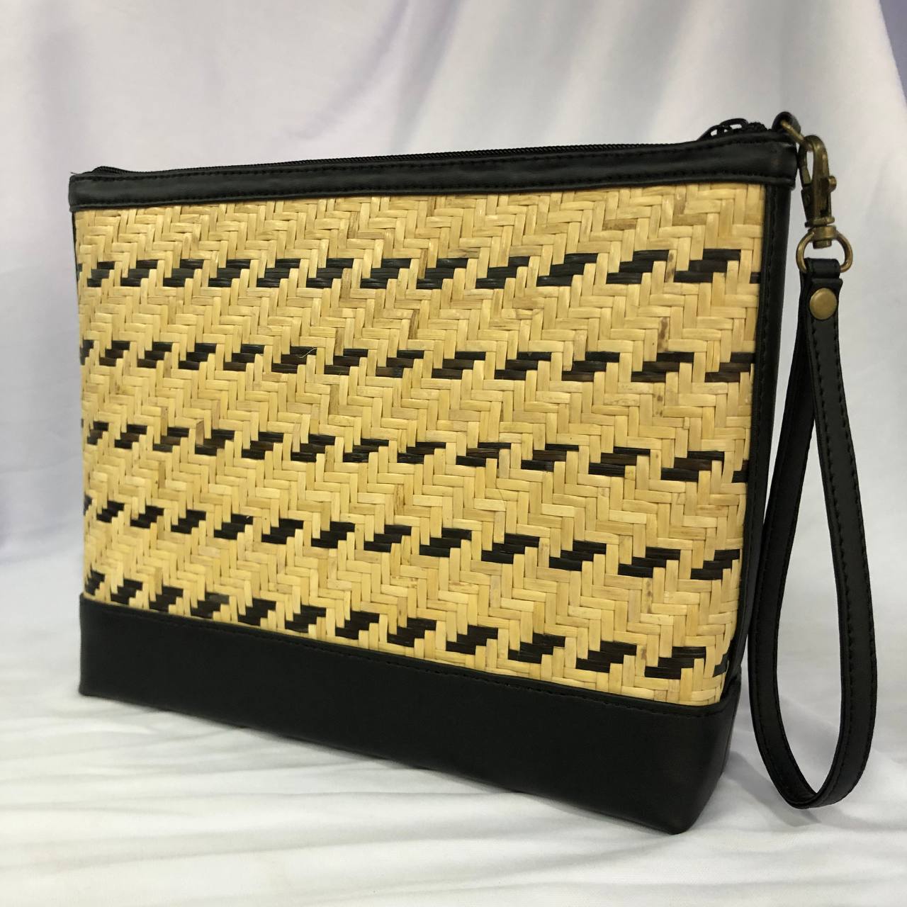 CLUTCH BAG ROTAN