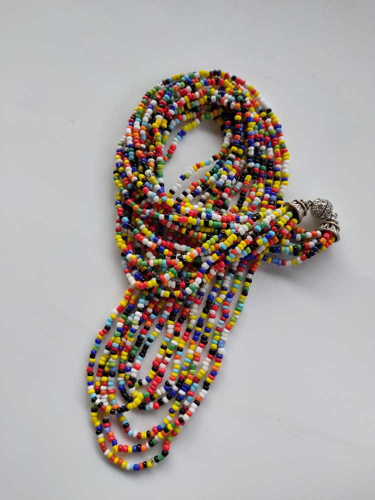 TINUNJUNGAN NECKLACE