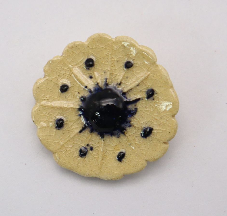 CERAMIC BROOCH