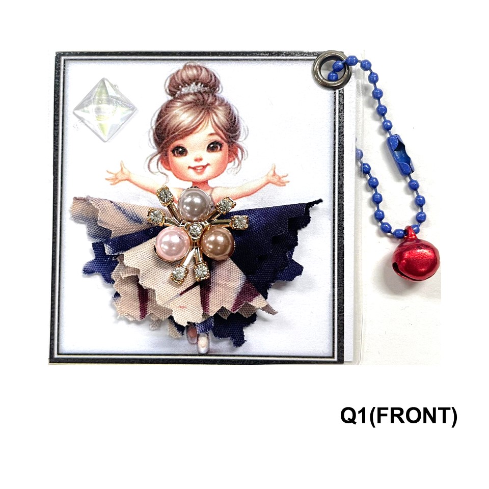 BATIK ALPHABET KEYCHAIN - Q