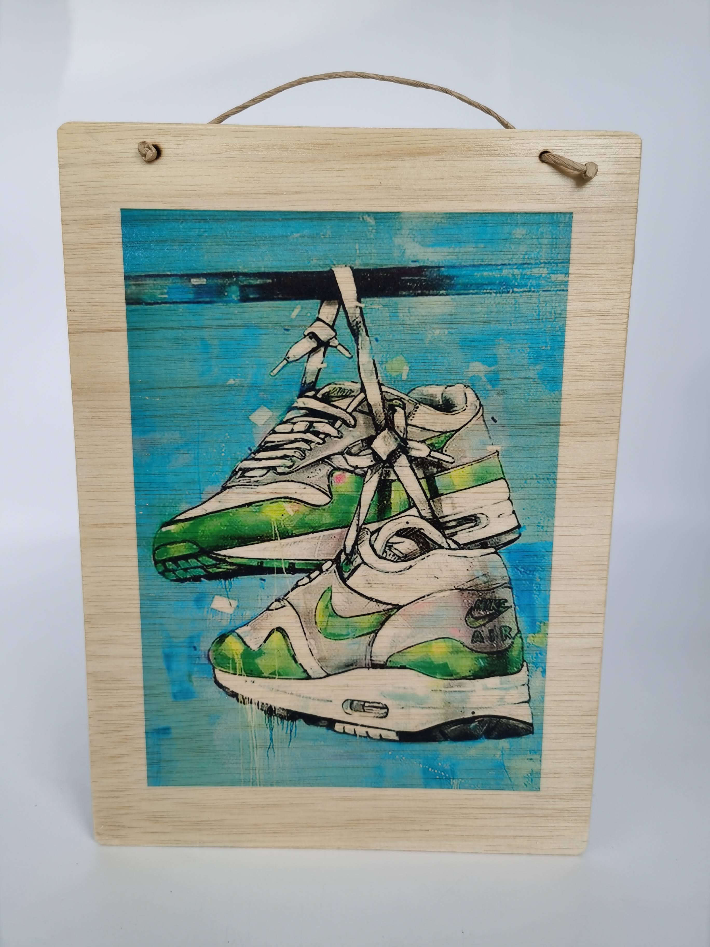 PICTURE TRANSFER (NIKE GREEN)