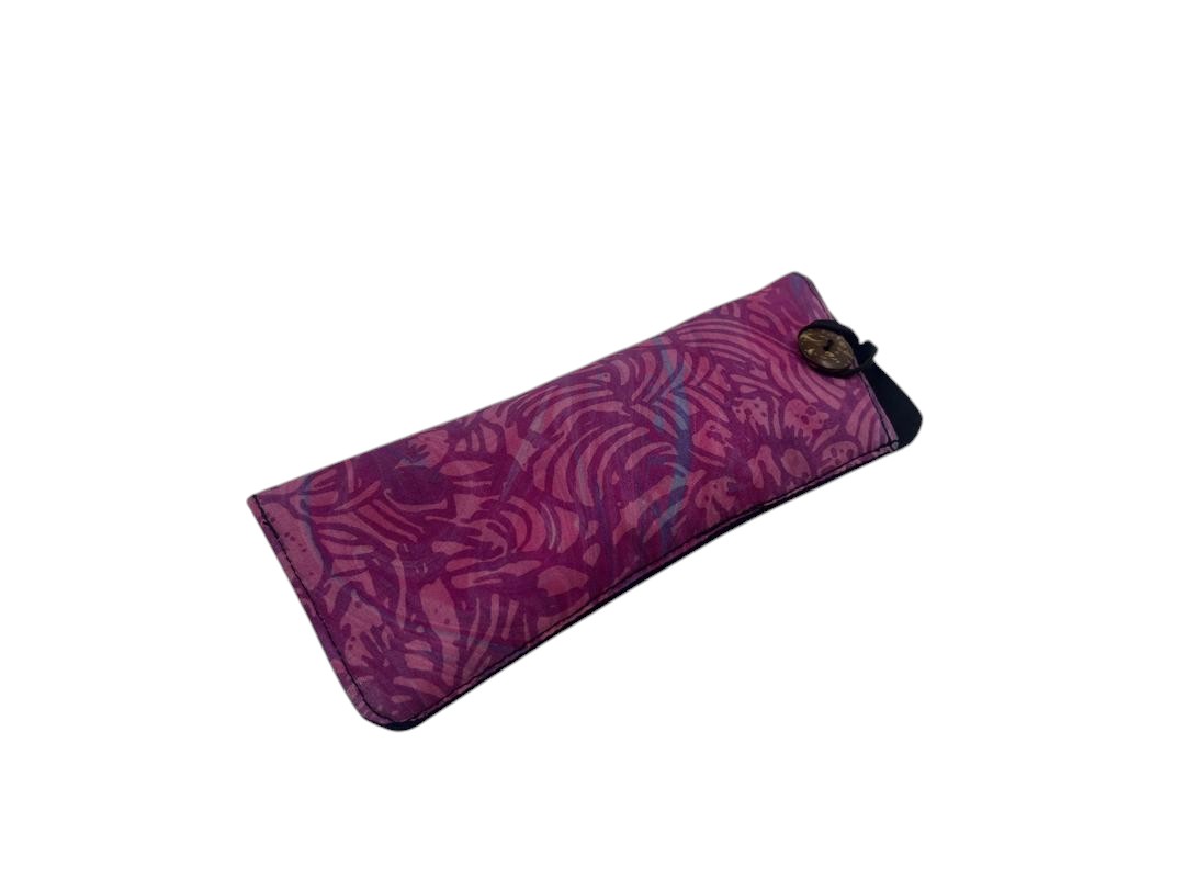 GLASSES CASE