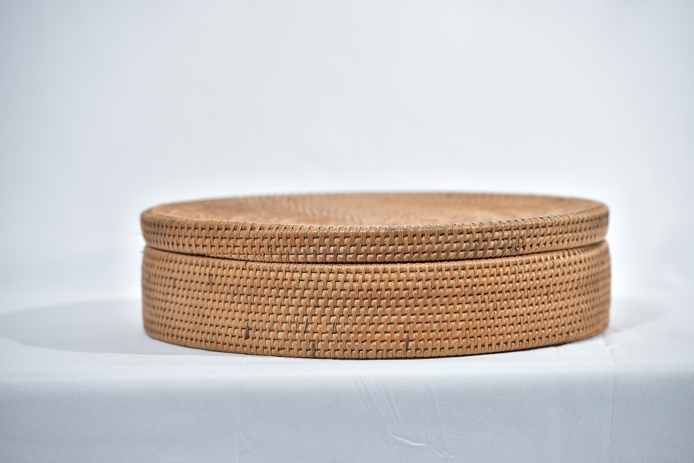 SELAPA ANYAMAN RIBU-RIBU