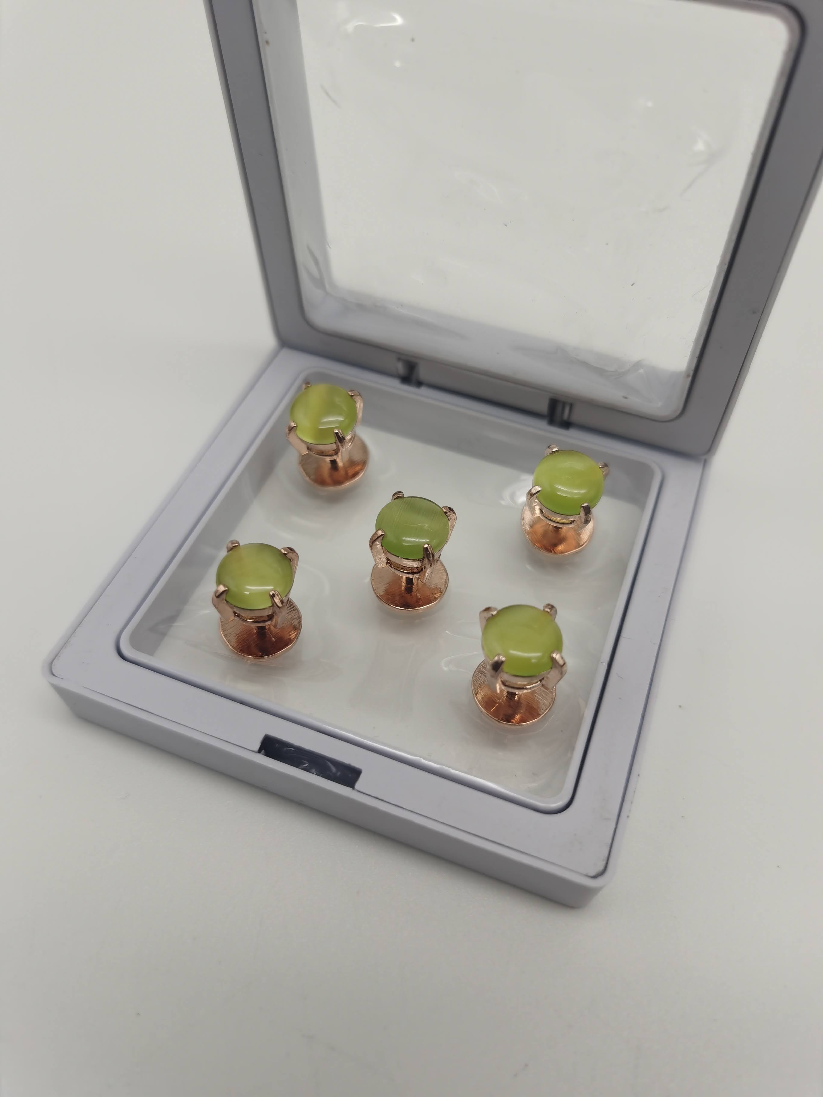 BUTANG BAJU MELAYU KECIL HIJAU MUDA