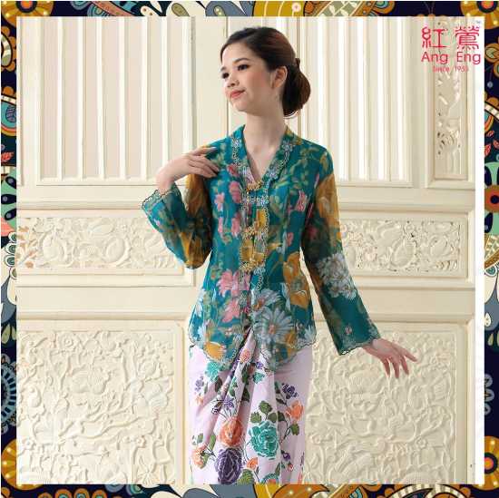 MINI BUTTERFLY KEBAYA