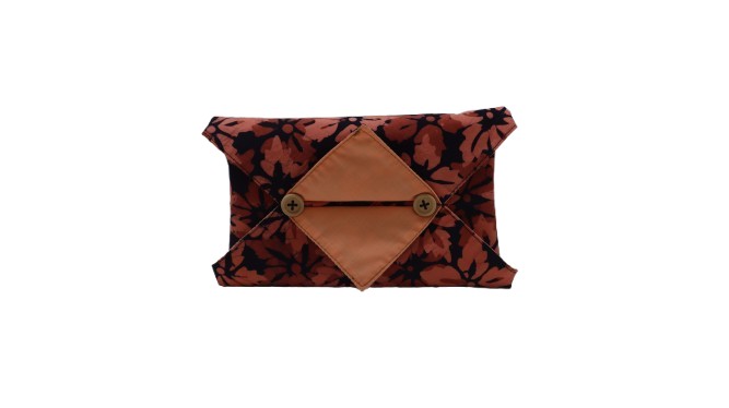 TISSUE POUCH